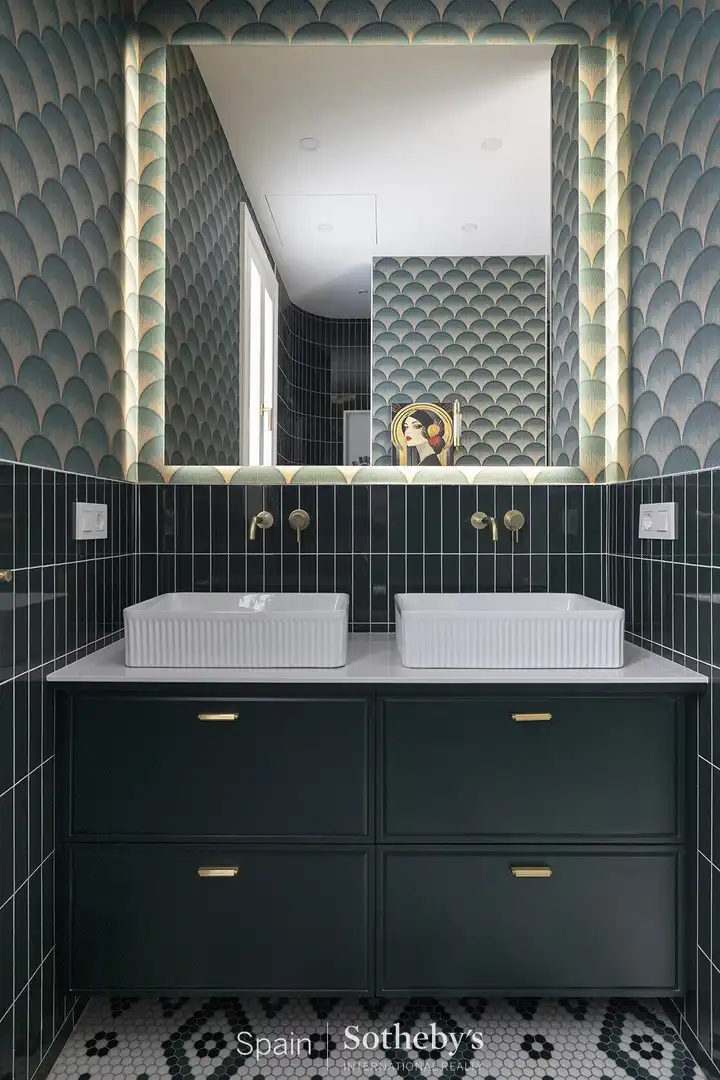 Baño de Apartamento en venta en Barcelona con Aire acondicionado y Terraza