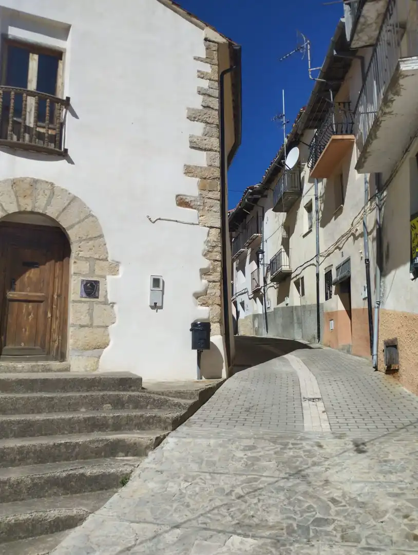 Exterior view of Houses for sale in Villafranca del Cid / Vilafranca