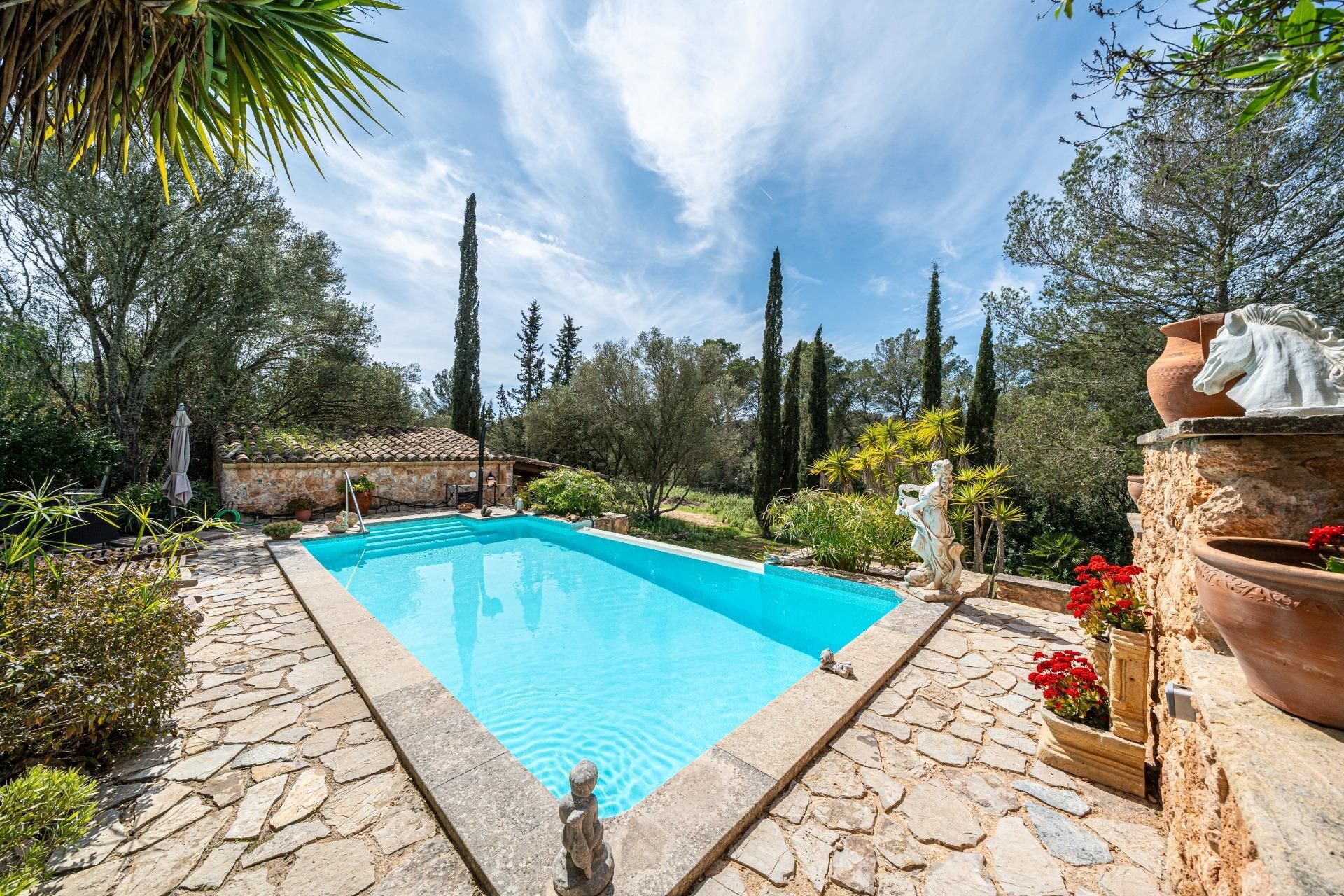 Garden of Country house for sale in Algaida  with Air Conditioner, Heating and Private garden