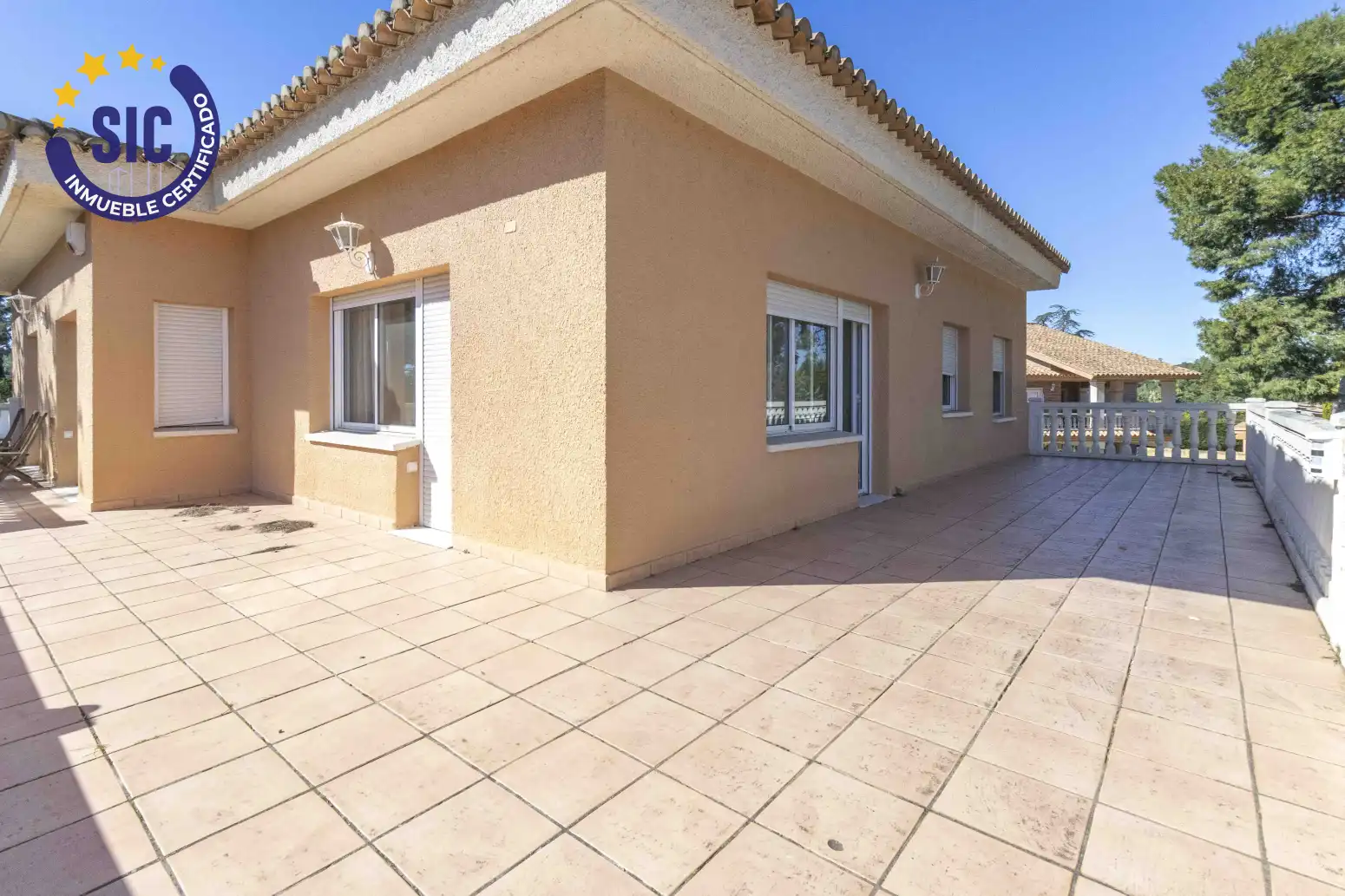 Vista exterior de Casa o chalet en venta en Torrent con Aire acondicionado, Jardín privado y Terraza