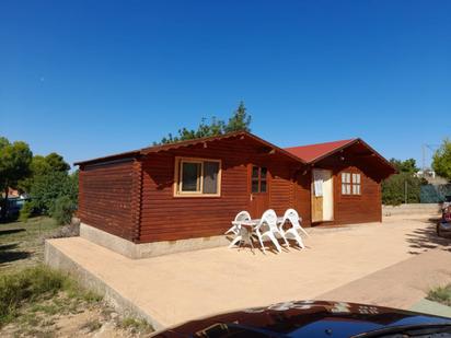 Vista exterior de Finca rústica en venda en Torrent amb Aire condicionat, Calefacció i Jardí privat