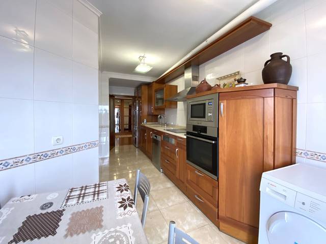 Piso en Venta en Ibaiondo