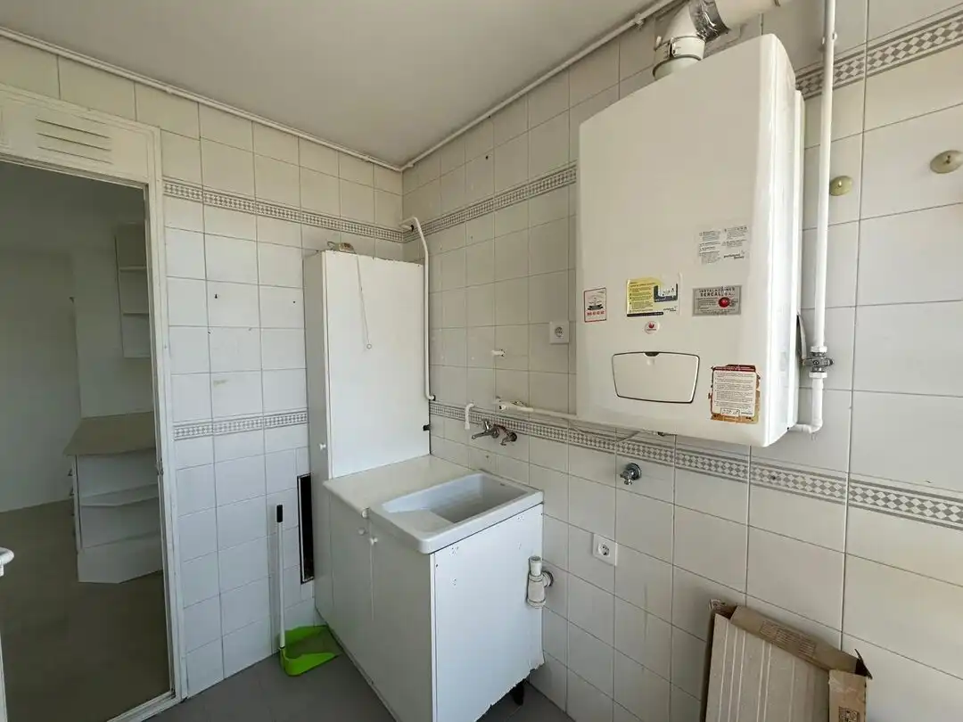 Küche von Wohnung zum Verkauf in Toledo mit Klimaanlage, Heizung und Privatgarten