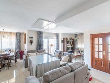 Chalet con piscina en venta en Villa de Otura