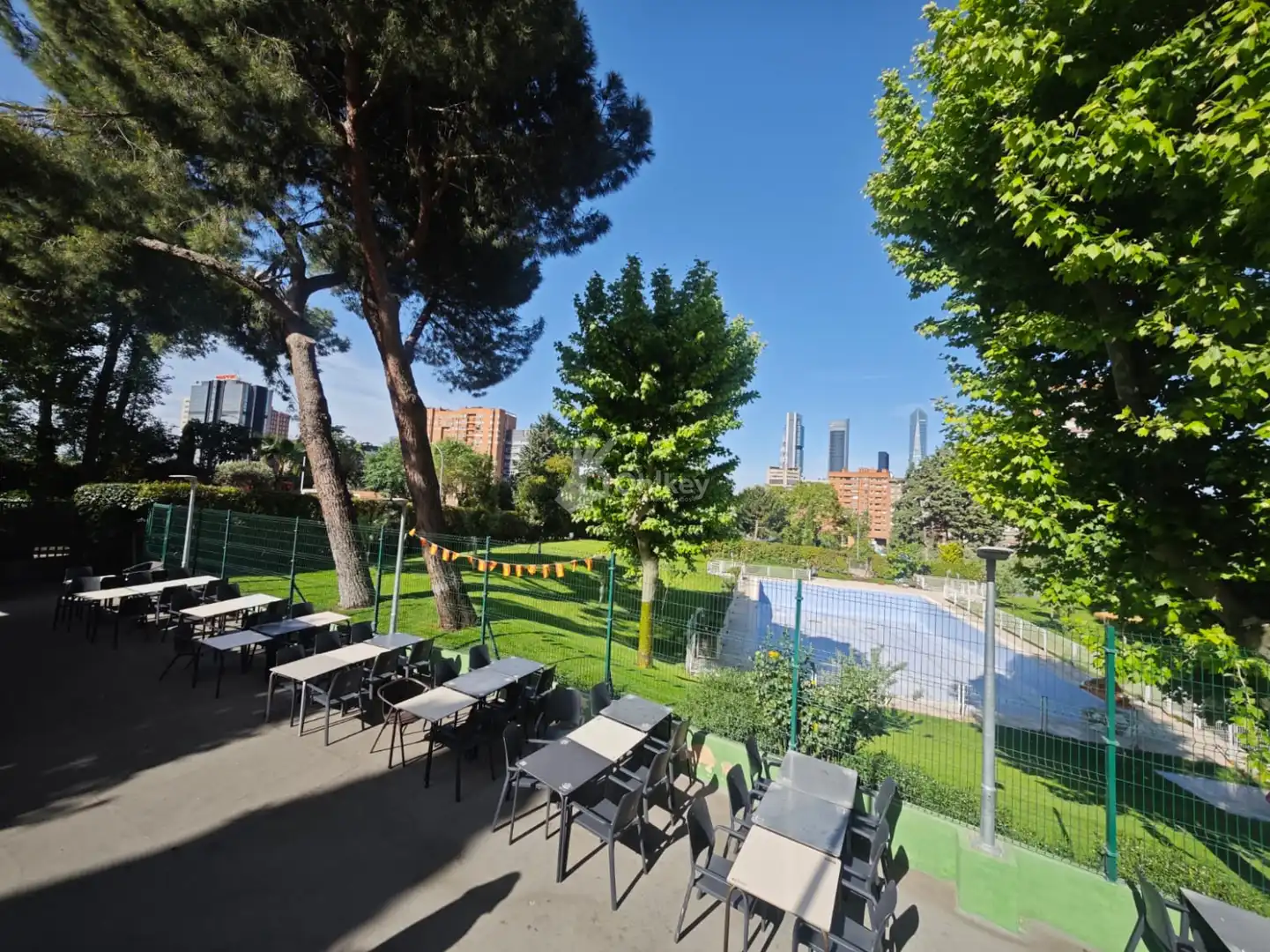 Terraza de Local en venta en Madrid con Aire acondicionado