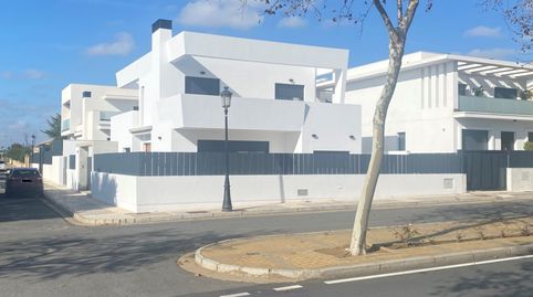 Foto 2 de Casa o chalet en venta en Cortelazor, Lepe, Huelva