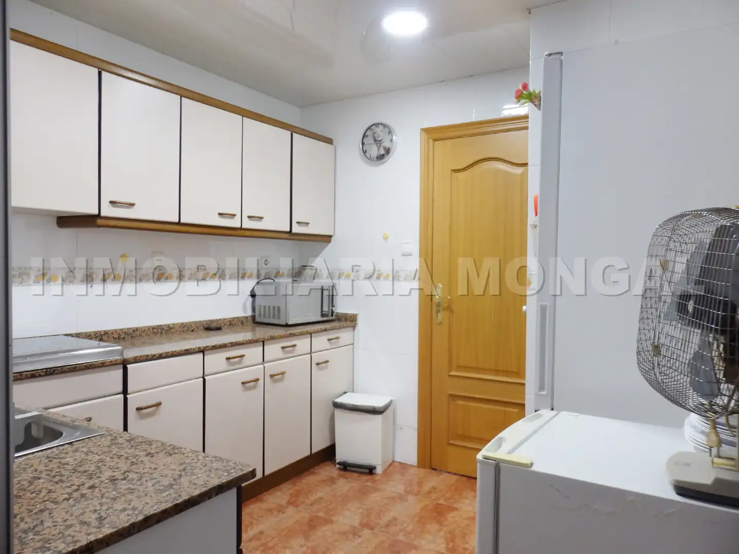 Cocina de Piso en venta en Esplugues de Llobregat con Aire acondicionado, Amueblado y Horno