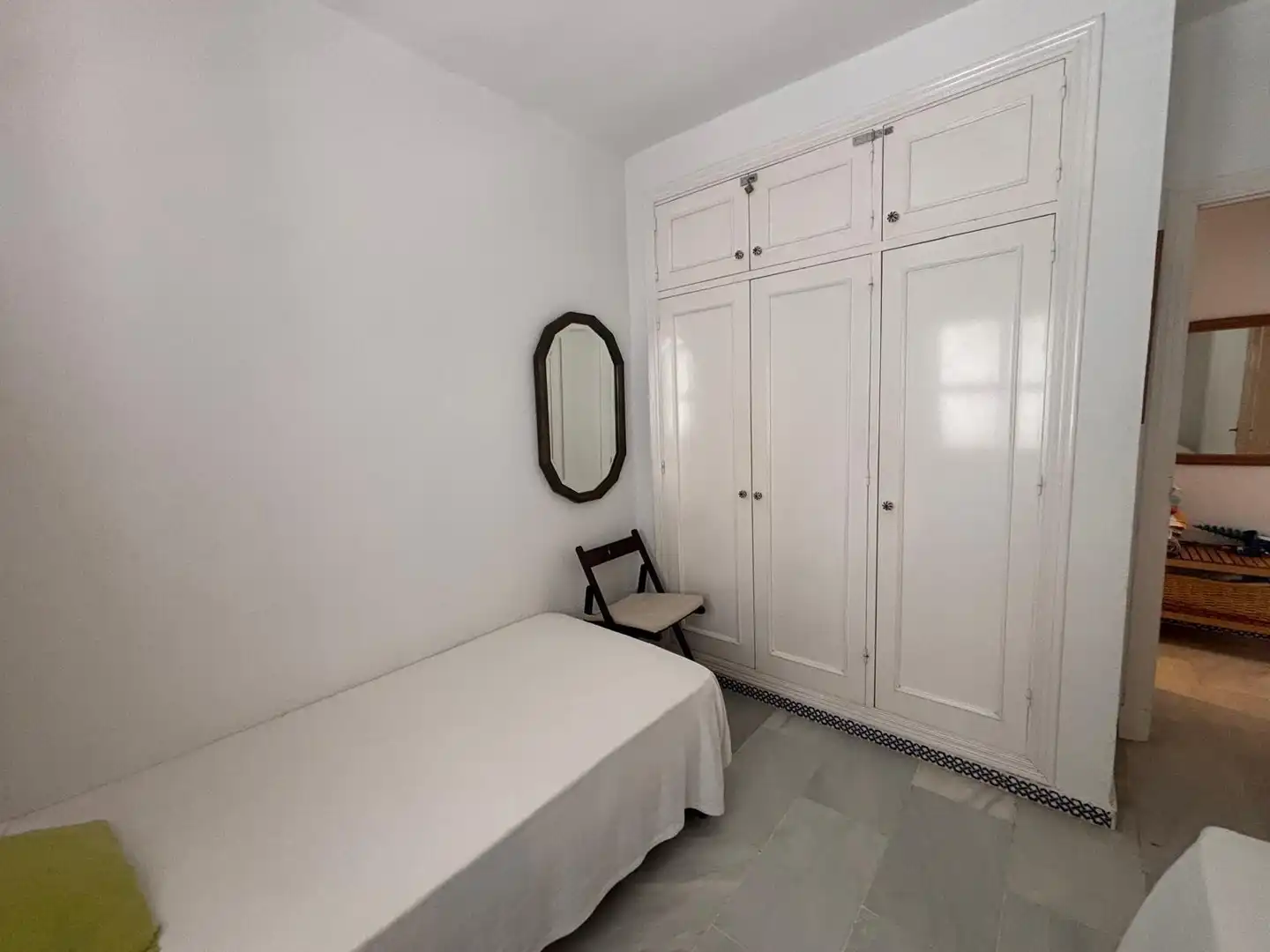 Dormitori de Casa adosada en venda en Chiclana de la Frontera amb Jardí privat i Piscina comunitària