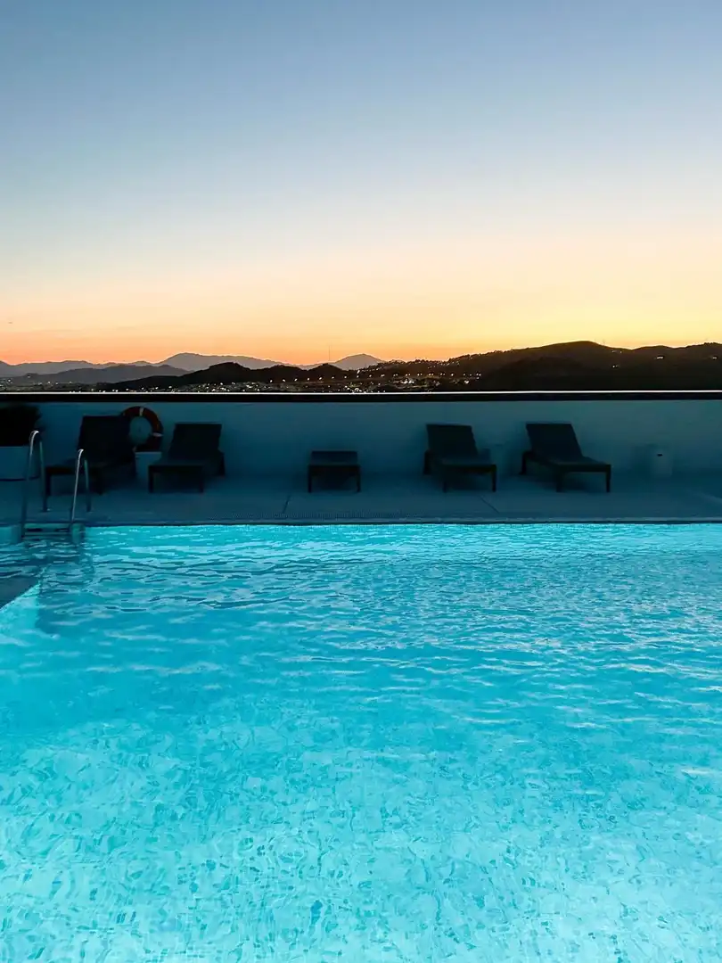 Piscina de Pis en venda en Málaga amb Aire condicionat, Calefacció i Traster
