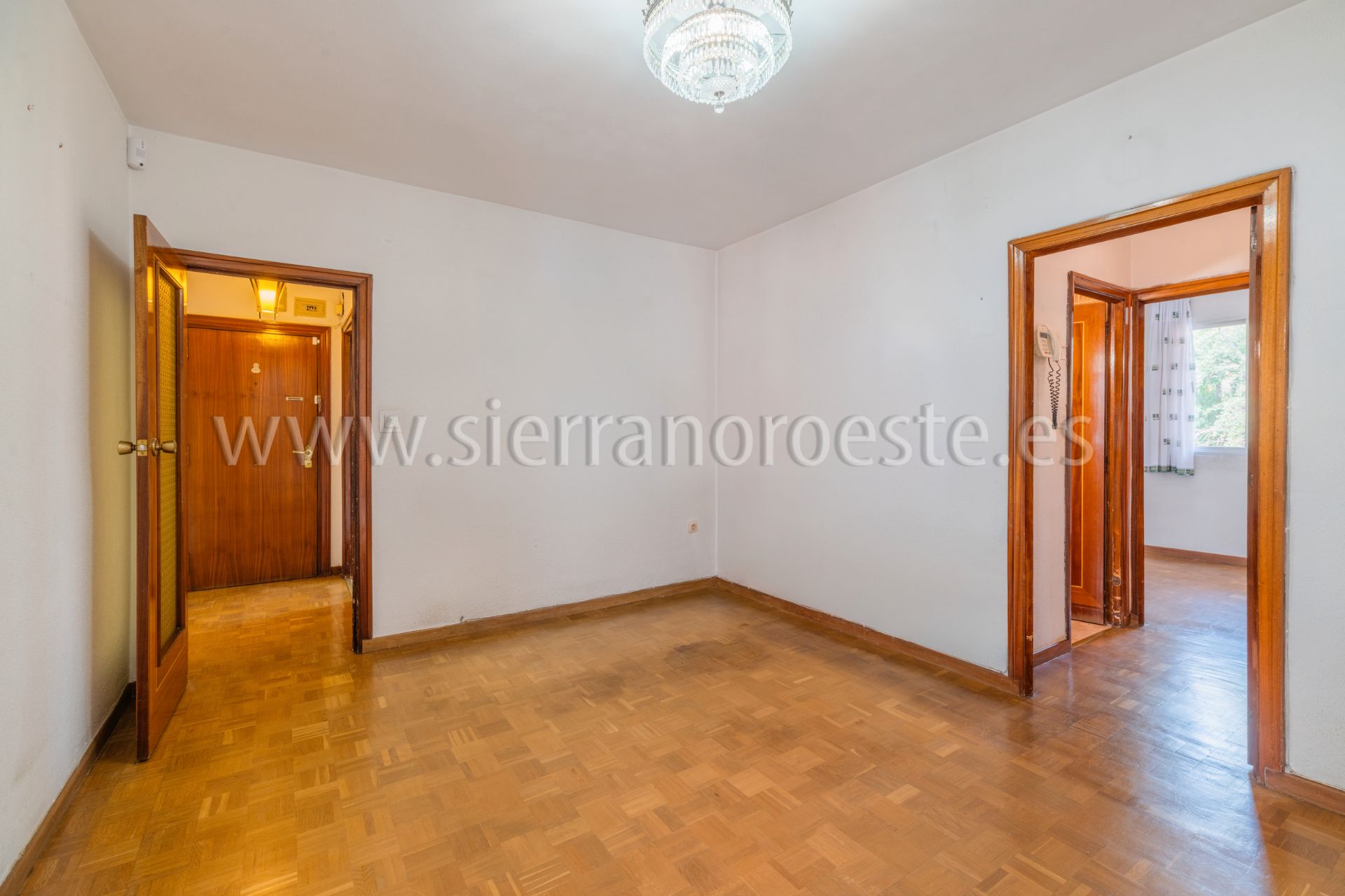 Bedroom of Flat for sale in  Madrid Capital  with Heating, Parquet flooring and Terrace