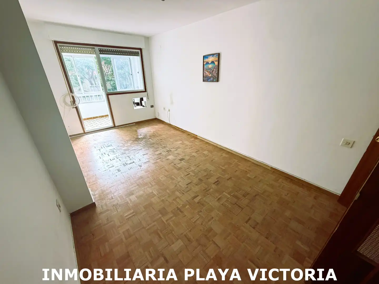 Sala d'estar de Pis en venda en Cádiz amb Parquet i Terrassa