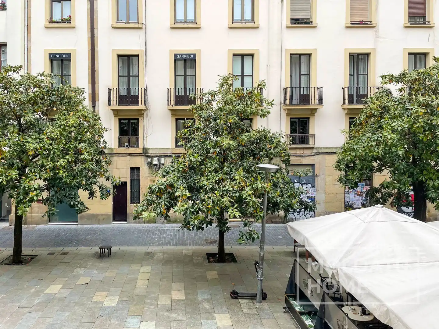Exterior view of Flat for sale in Donostia - San Sebastián   with Storage room