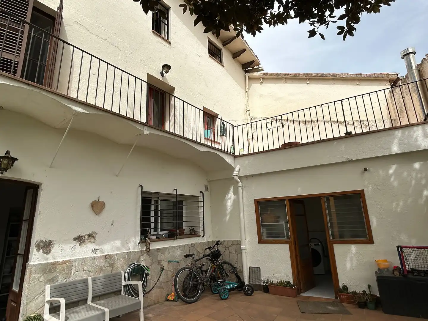 Vista exterior de Casa o chalet en venta en Gualba con Calefacción, Terraza y Horno
