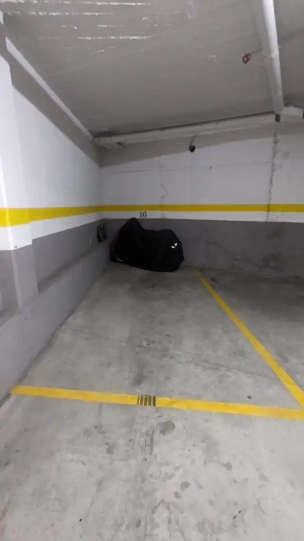 Einzelparkplatz zum Verkauf in Avinguda de Barcelona, imagen 2