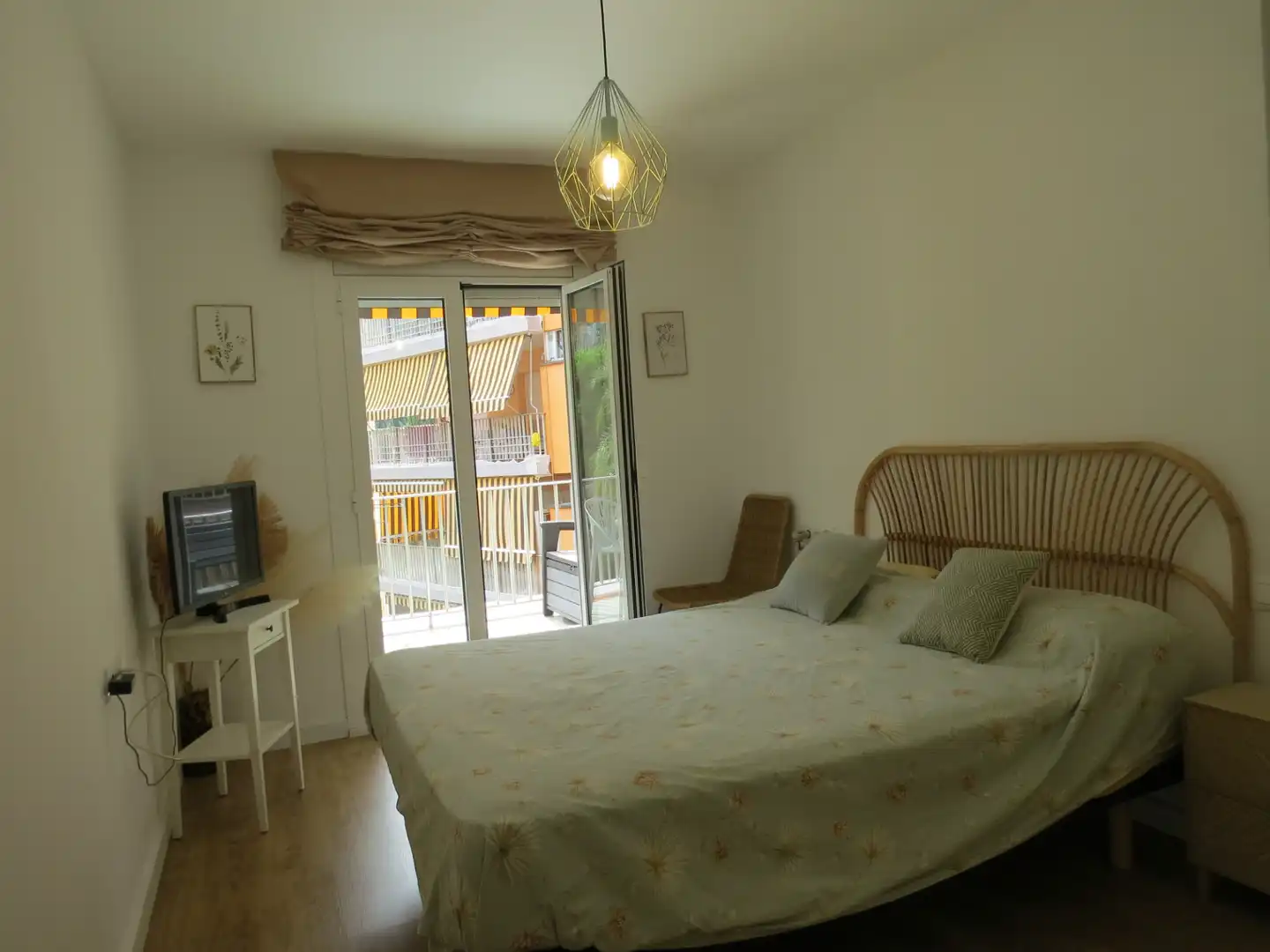 Schlafzimmer von Wohnung zur Miete in Sant Andreu de Llavaneres mit Klimaanlage, Heizung und Parkett