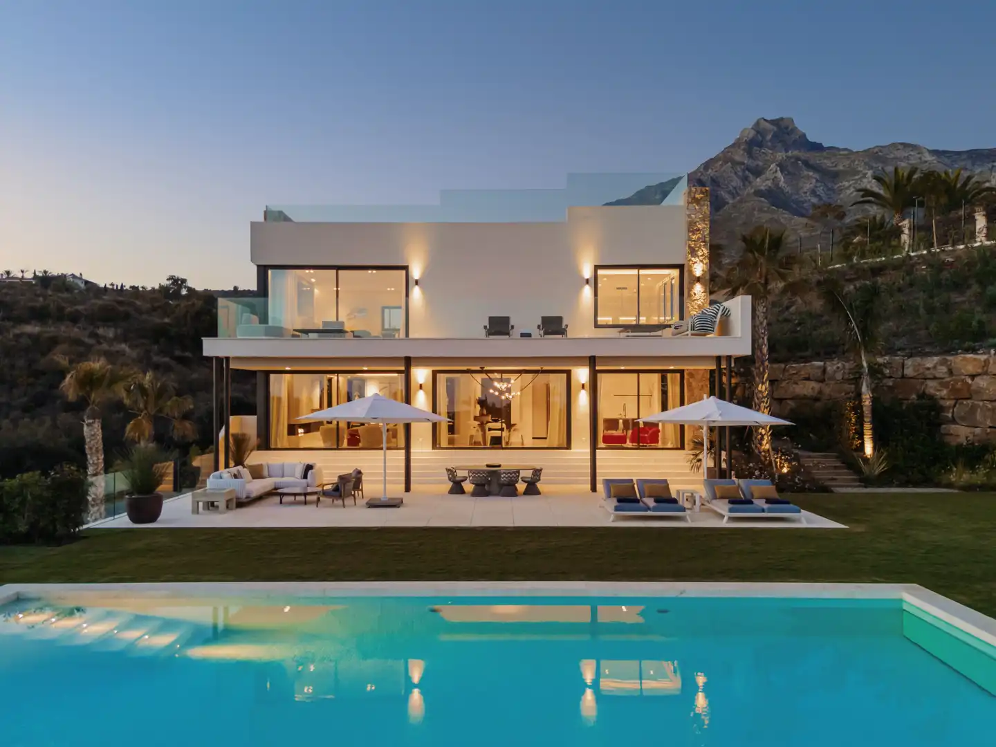 Villa mit Terrasse zum Verkauf in Urbanización Marbella Hill Club 18A, imagen 8