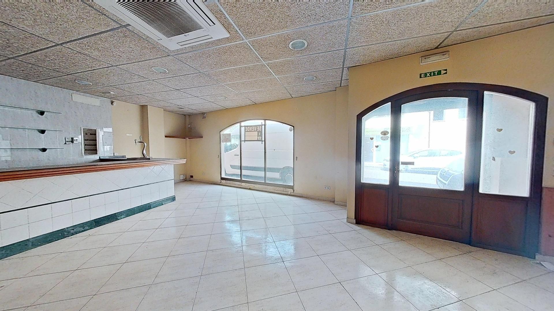 Premises for sale in Andratx  with Air Conditioner