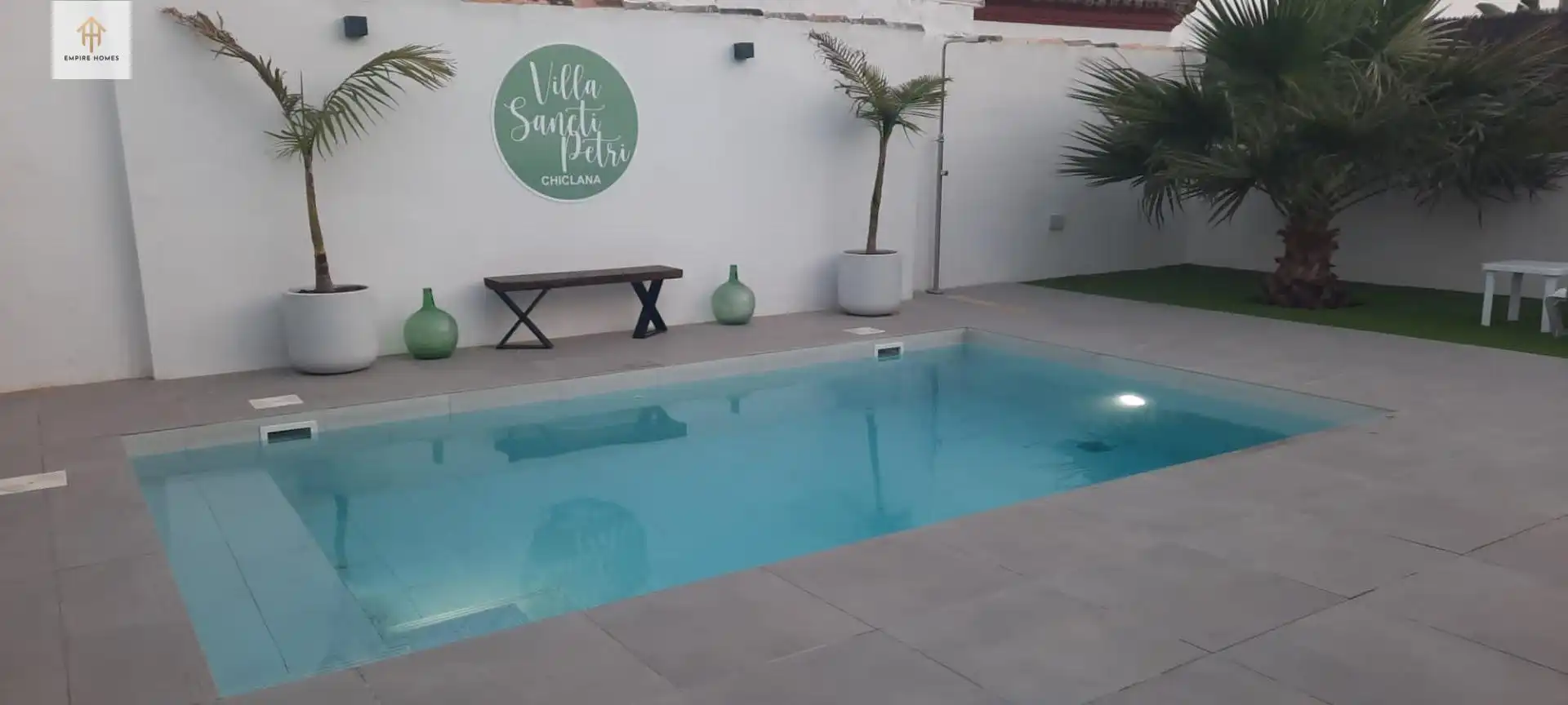 Piscina de Casa o chalet de alquiler en Chiclana de la Frontera con Aire acondicionado, Trastero y Piscina