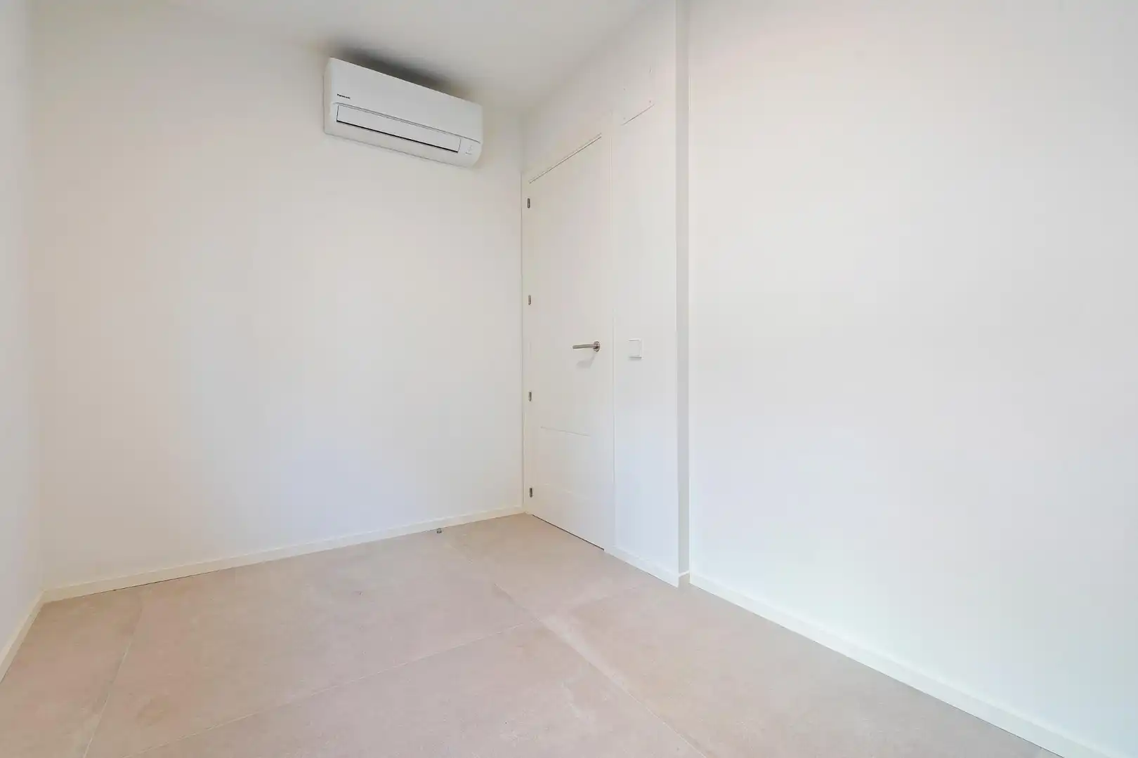 Piso en venta en Tarragona con Trastero, Amueblado y Alarma