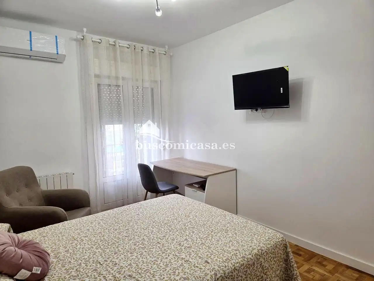 Dormitori de Pis per a compartir en Jaén amb Aire condicionat, Calefacció i Parquet