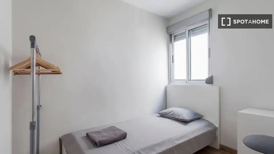 Piso con terraza en alquiler en Ciutat Vella, imagen 6