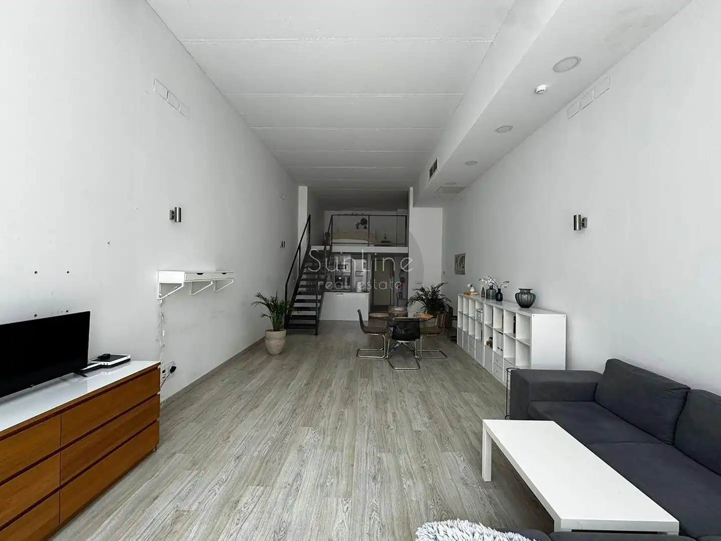 Loft zur Miete in Valencia mit Klimaanlage, Möbliert und Balkon