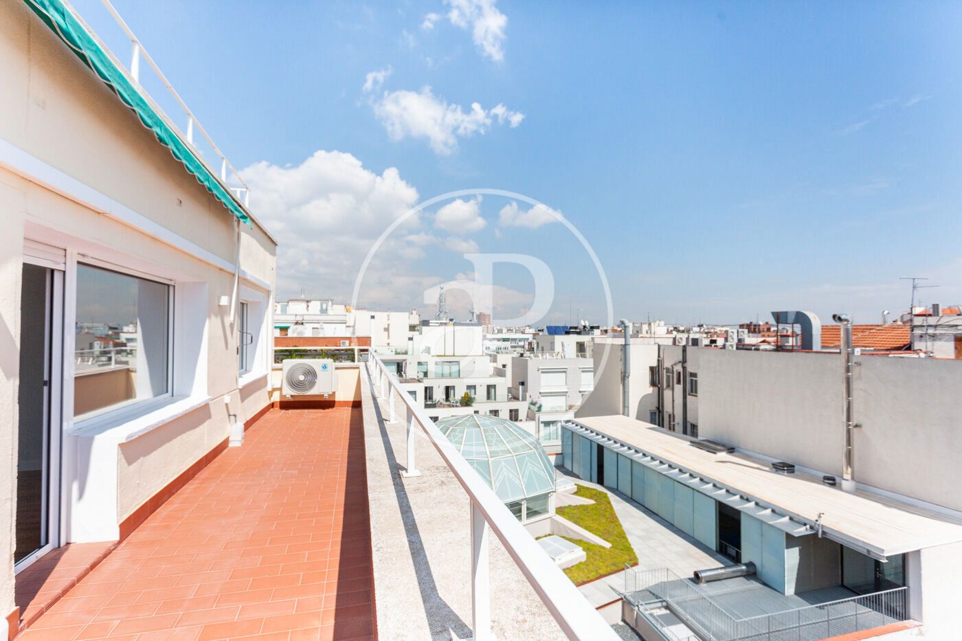 Terrace of Flat to rent in  Madrid Capital  with Air Conditioner, Heating and Terrace
