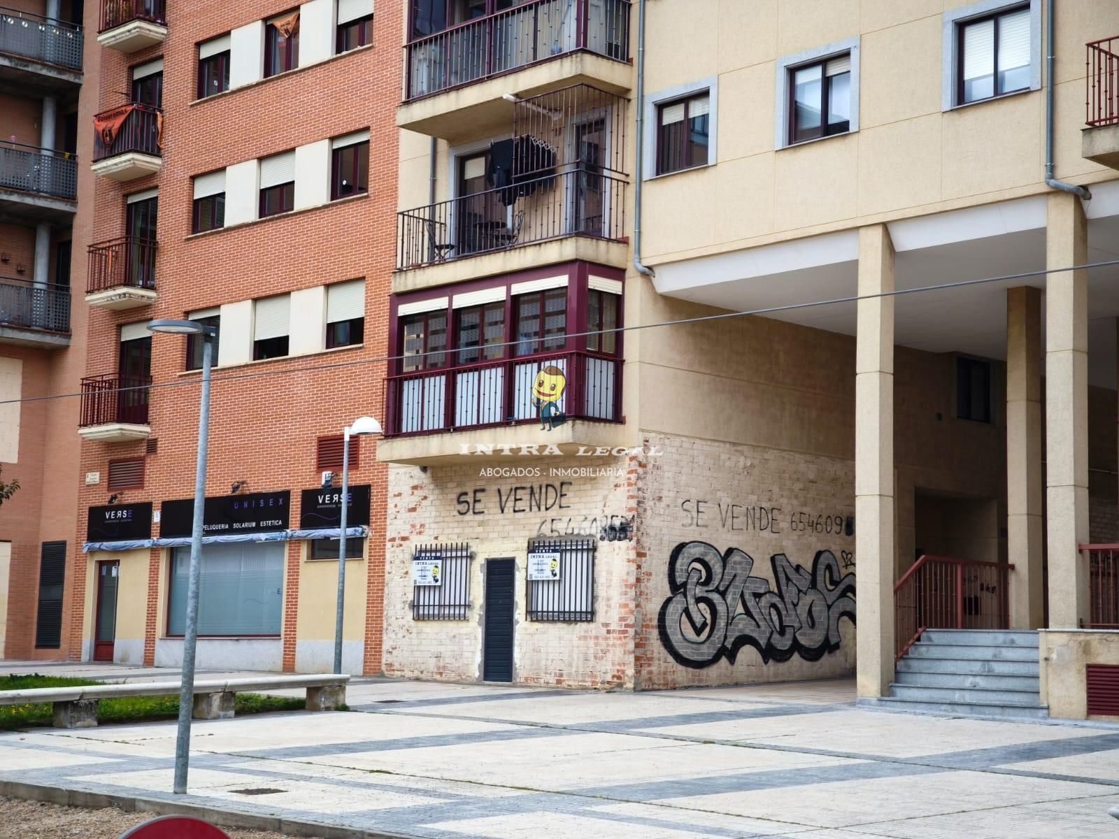 Exterior view of Premises for sale in Salamanca Capital