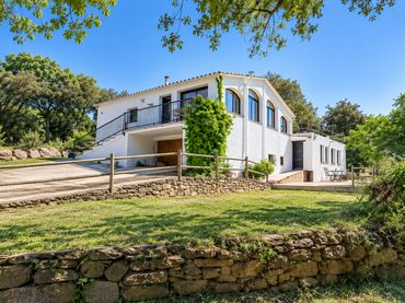 Casa con jardín en venta en Canet d'Adri