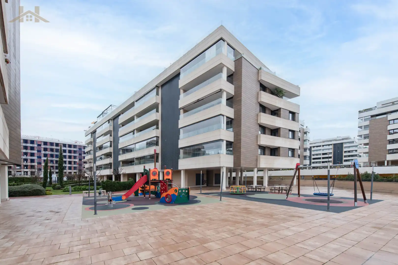 Vista exterior de Piso en venta en Tres Cantos con Aire acondicionado, Calefacción y Terraza