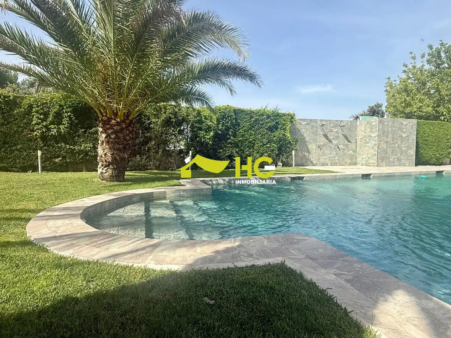 Piscina de Estudio de alquiler en Villaviciosa de Odón con Aire acondicionado, Calefacción y Amueblado