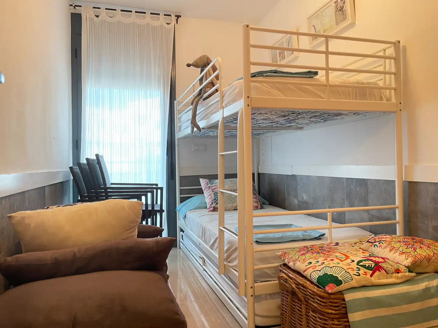Apartments for rent in Carrer Xalet del Bau, Port - Horta de Santa María