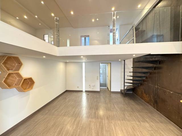 Local comercial en Venta en Carrer del Torrent d'En Vidalet en Vila de Gràcia