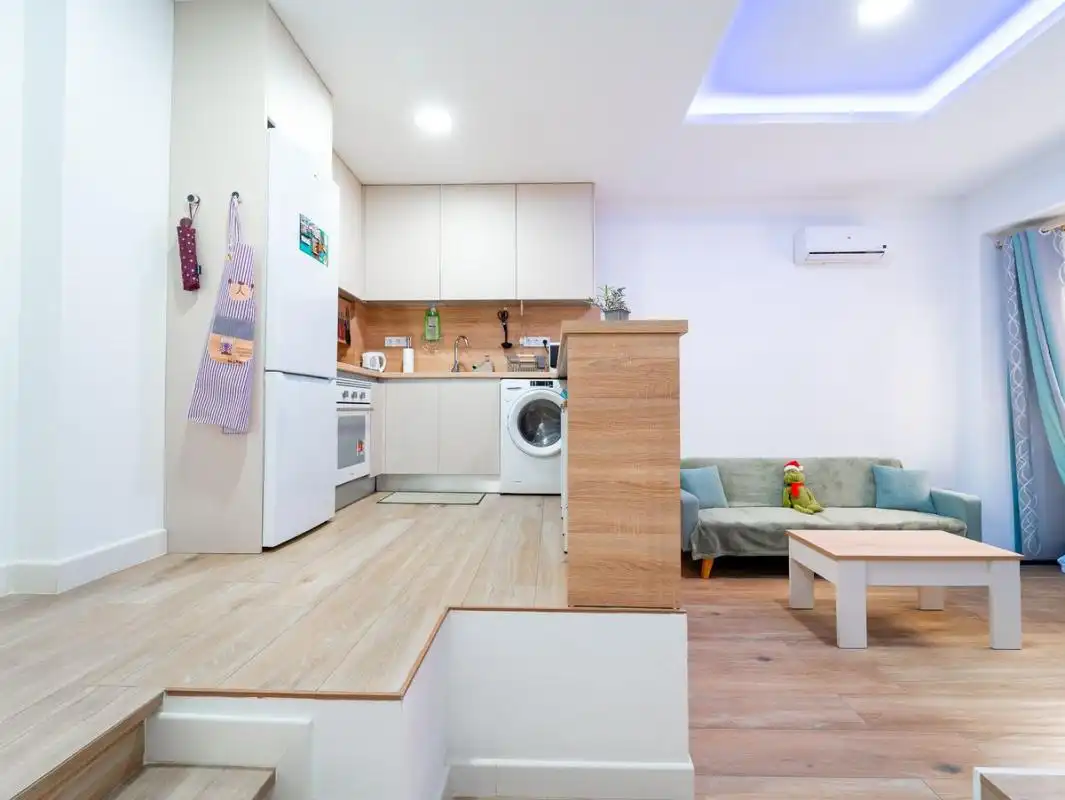 Cuina de Estudi en venda en Málaga amb Aire condicionat, Calefacció i Moblat
