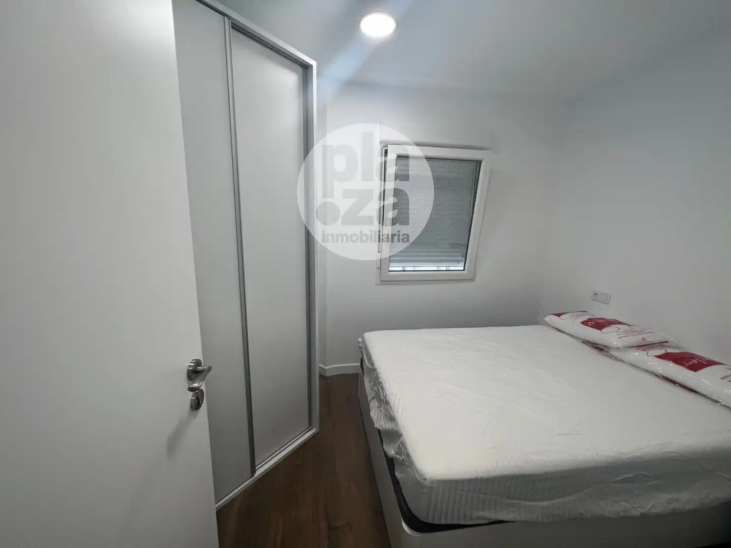 Bedroom of Flat for rent in Burgos  with Heating and Furnished