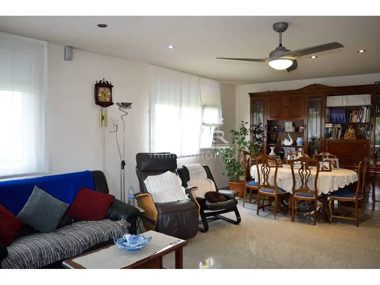 Sala de estar de Casa o chalet en venta en Sant Julià de Vilatorta con Calefacción y Terraza