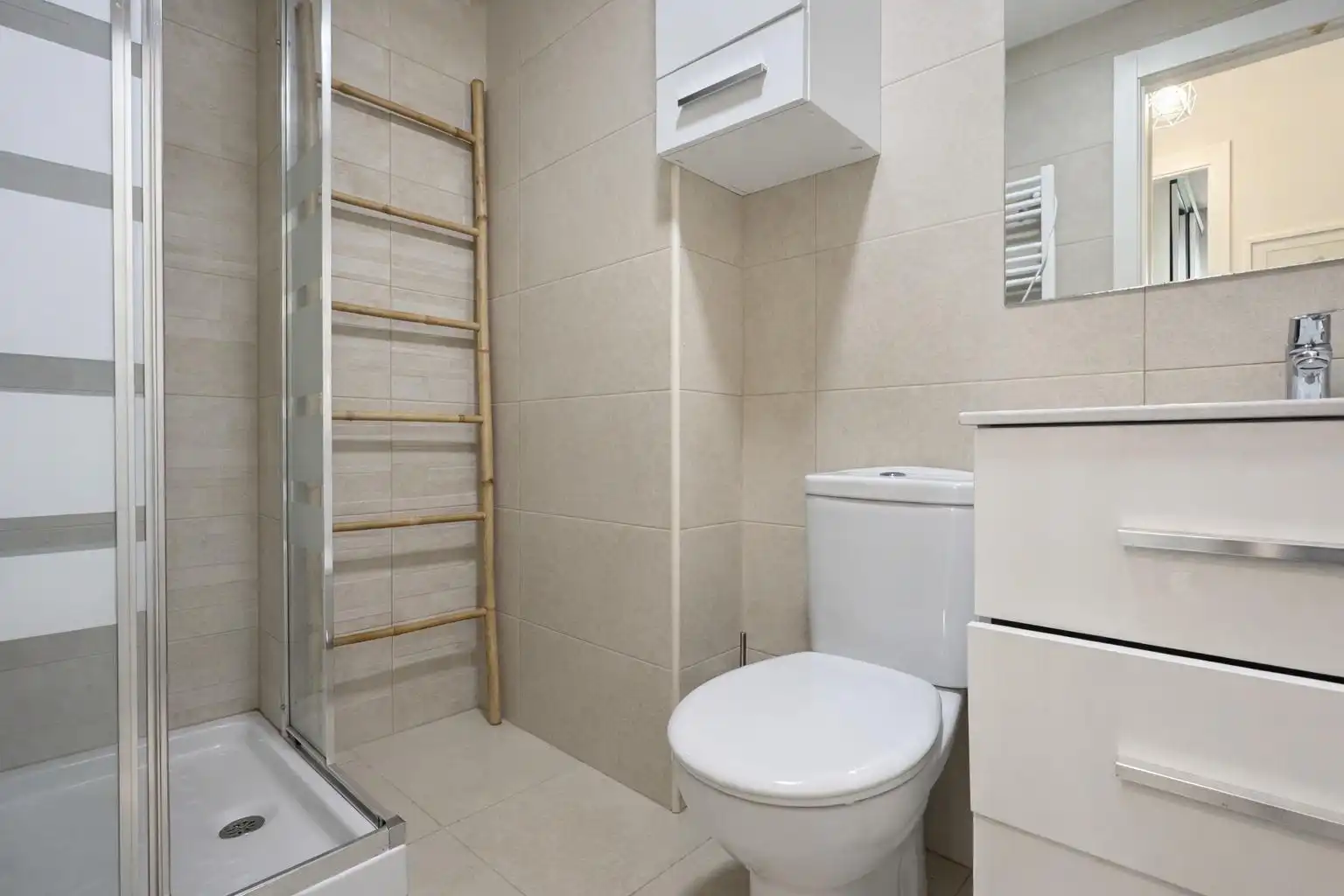 Baño de Piso en venta en Udías con Calefacción, Jardín privado y Piscina comunitaria