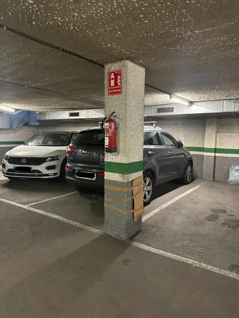 Einzelparkplatz zum Verkauf in Carrer del Torrent 82, imagen 3