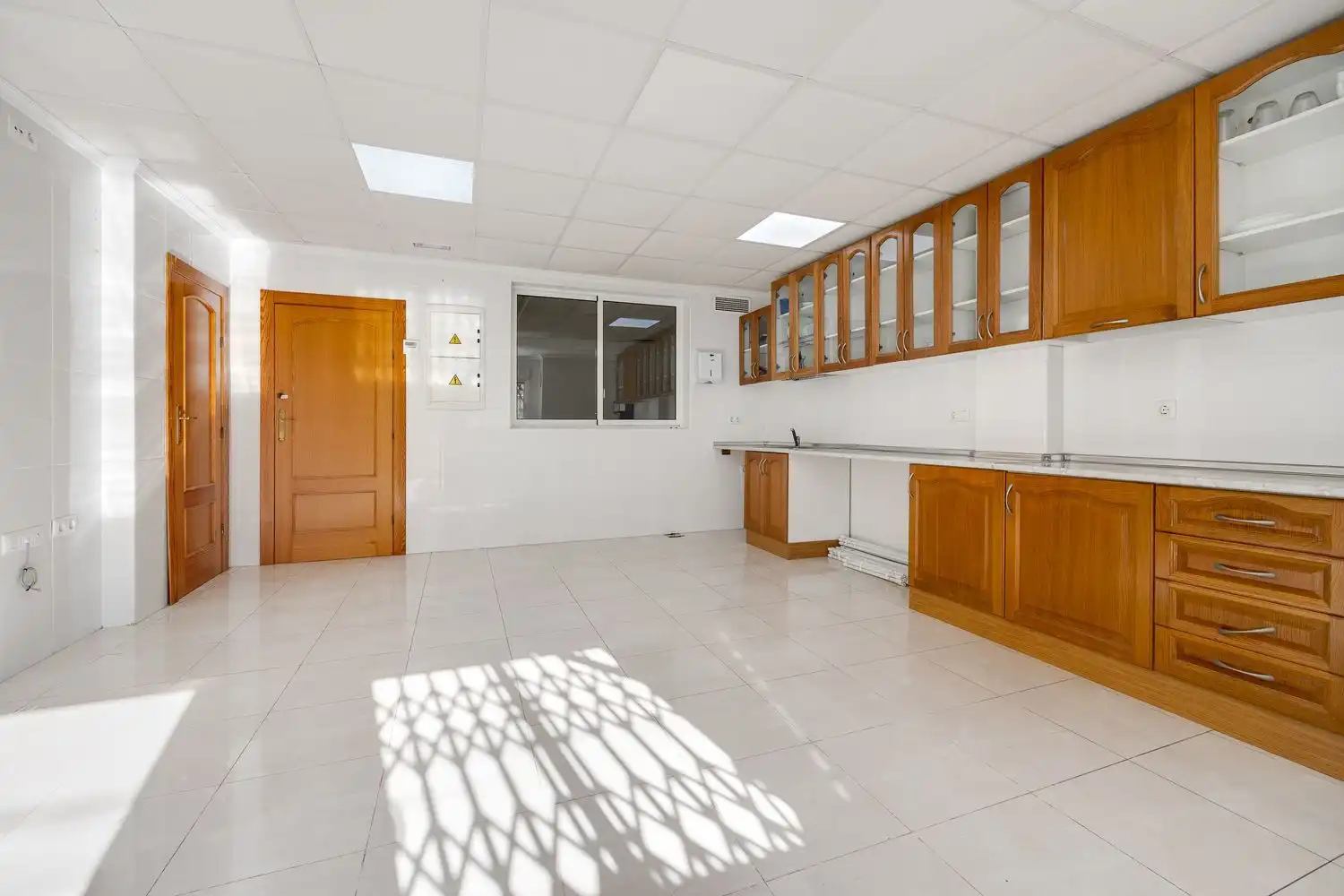 Kitchen of Commercial properties for sale in Torrevieja  with Air Conditioner