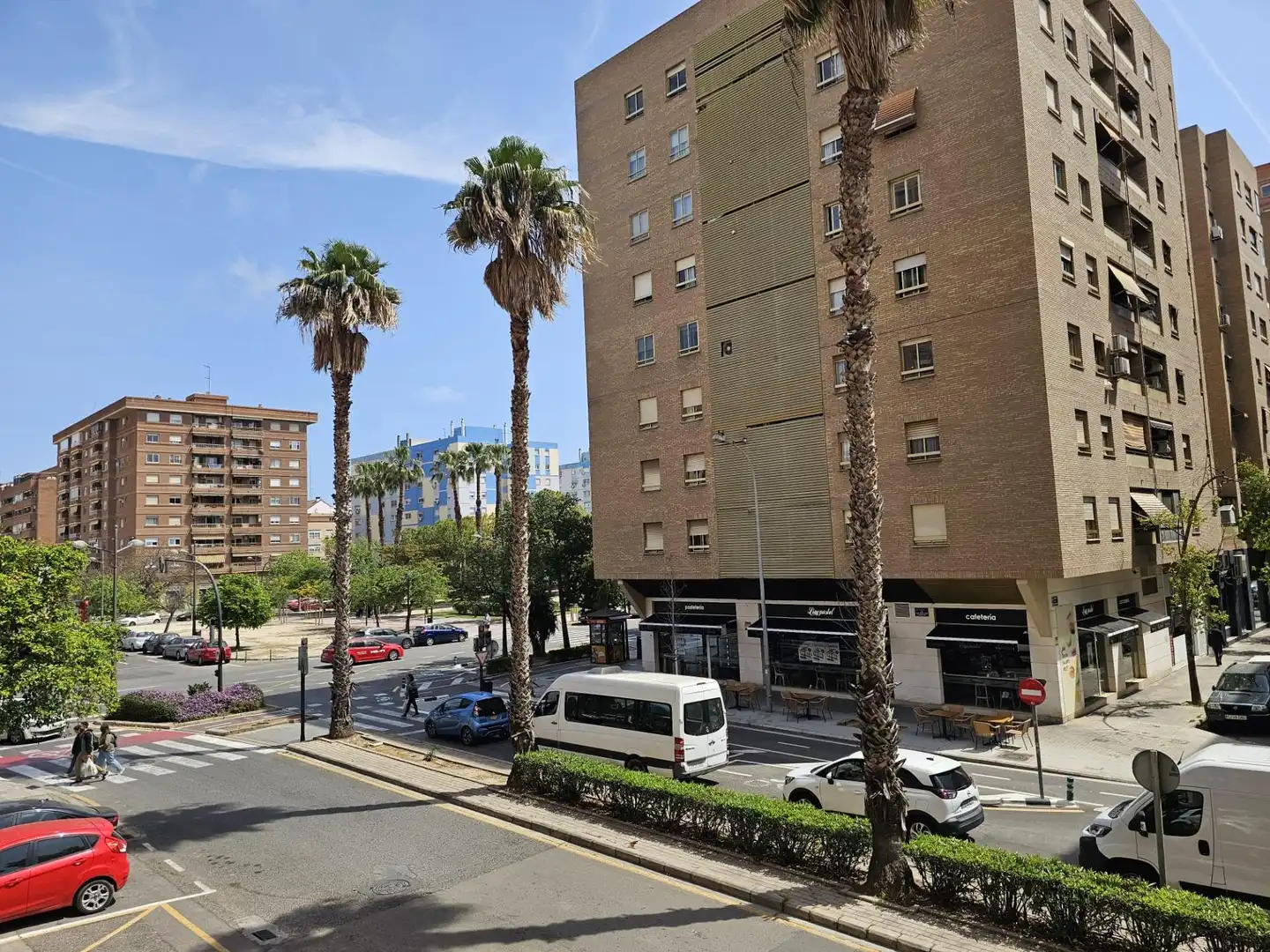 Vista exterior de Piso en venta en Valencia con Aire acondicionado, Terraza y Amueblado