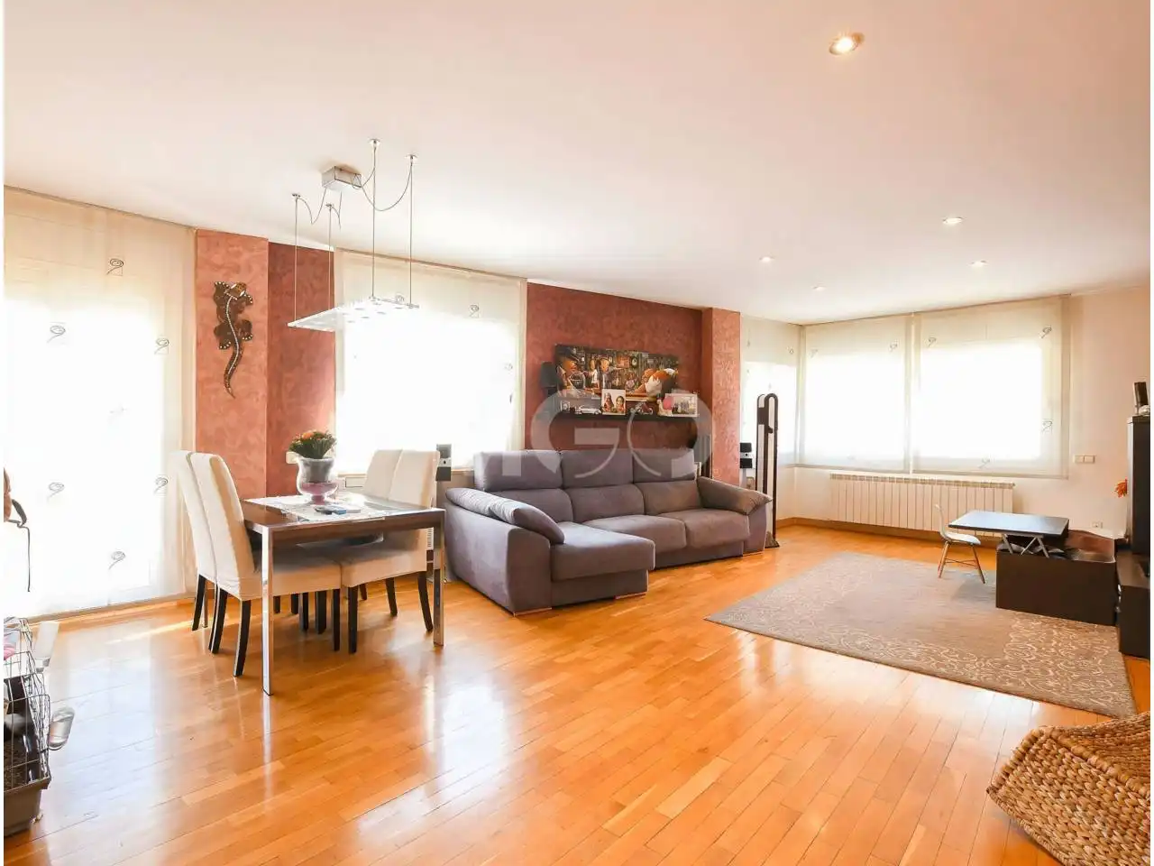Living room of Flat for sale in Vic  with Heating, Terrace and Storage room