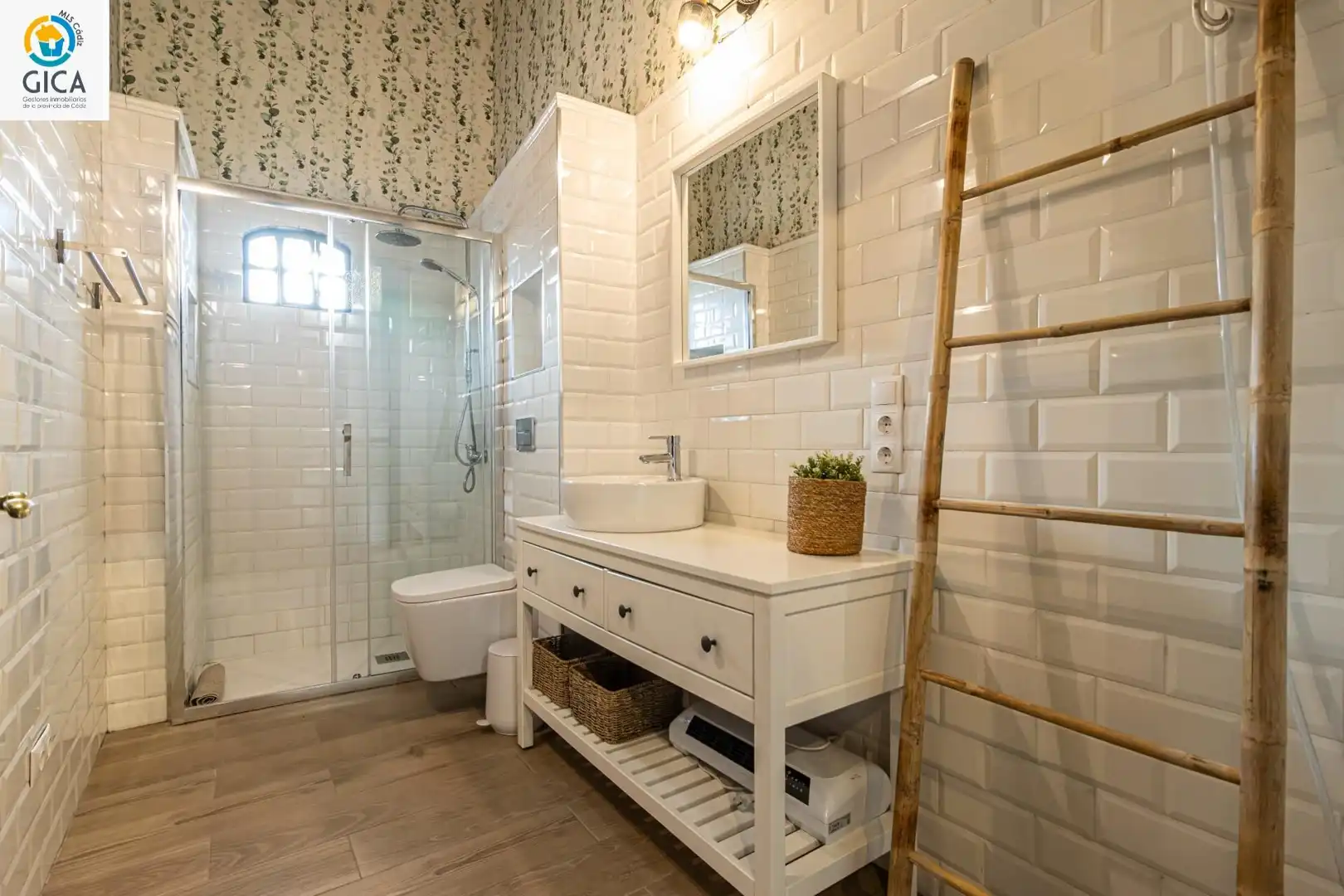 Bathroom of Houses for sale in Jerez de la Frontera  with Air Conditioner, Heating and Storage room