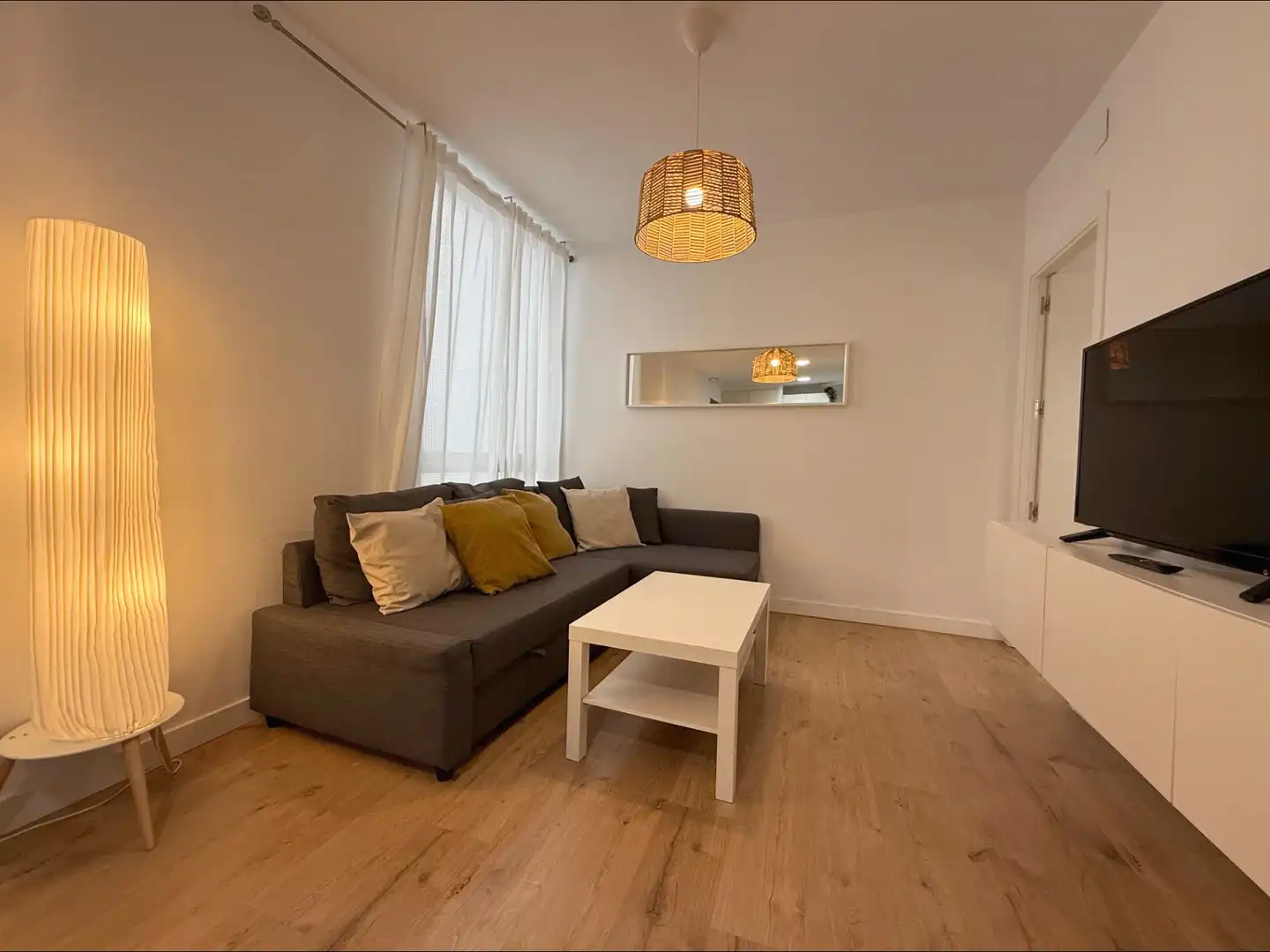 Sala de estar de Piso de alquiler en Granada con Aire acondicionado, Calefacción y Parquet