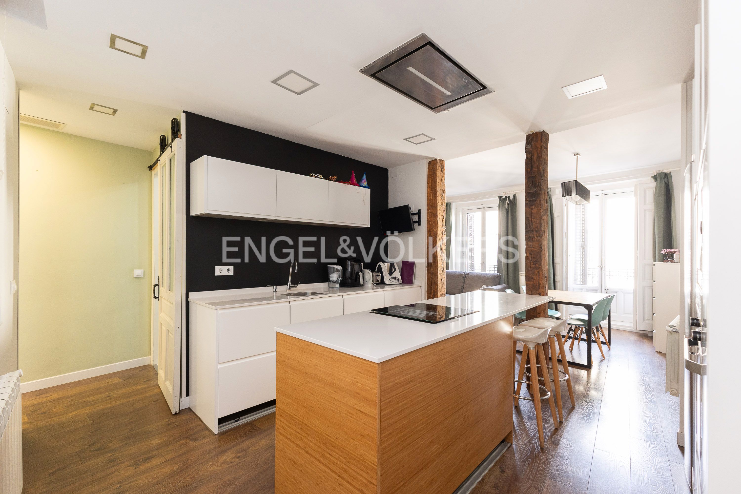 Cuina de Apartament en venda en  Madrid Capital amb Aire condicionat, Calefacció i Parquet