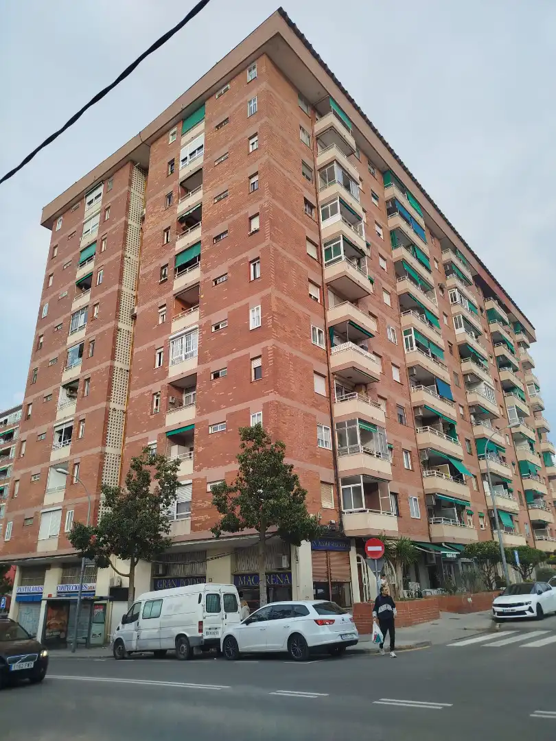 Vista exterior de Piso en venta en Badalona con Aire acondicionado, Amueblado y Horno