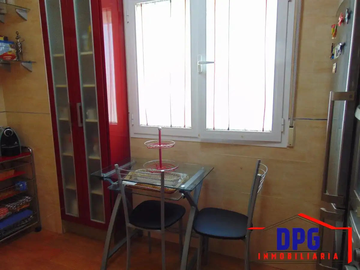 Habitación de Apartamento en venta en Garrucha con Aire acondicionado y Amueblado