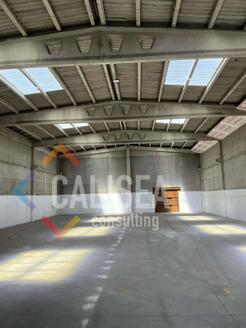 Nave industrielle à louer à Carrer de l'Argenteria 40