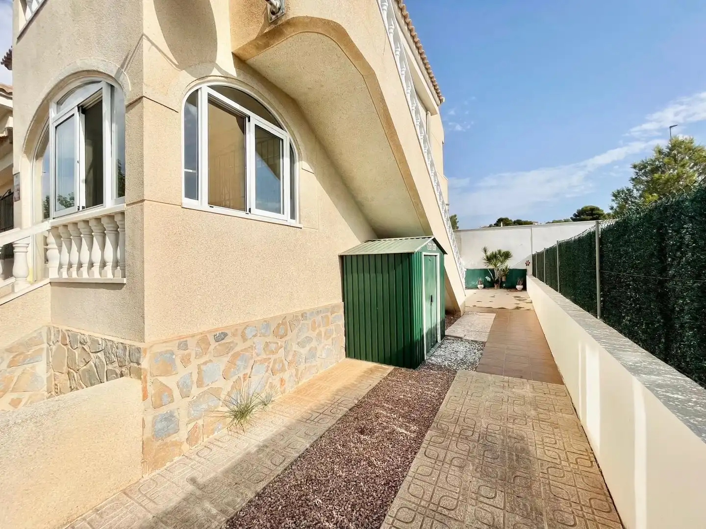 Vista exterior de Casa o chalet de alquiler en Pilar de la Horadada con Aire acondicionado, Terraza y Piscina