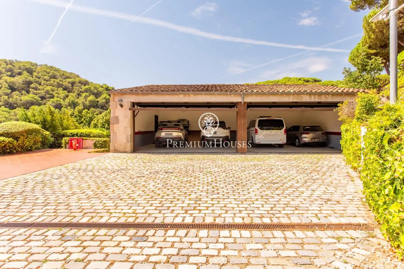 Aparcament de Finca rústica en venda en Sant Andreu de Llavaneres amb Aire condicionat, Calefacció i Piscina