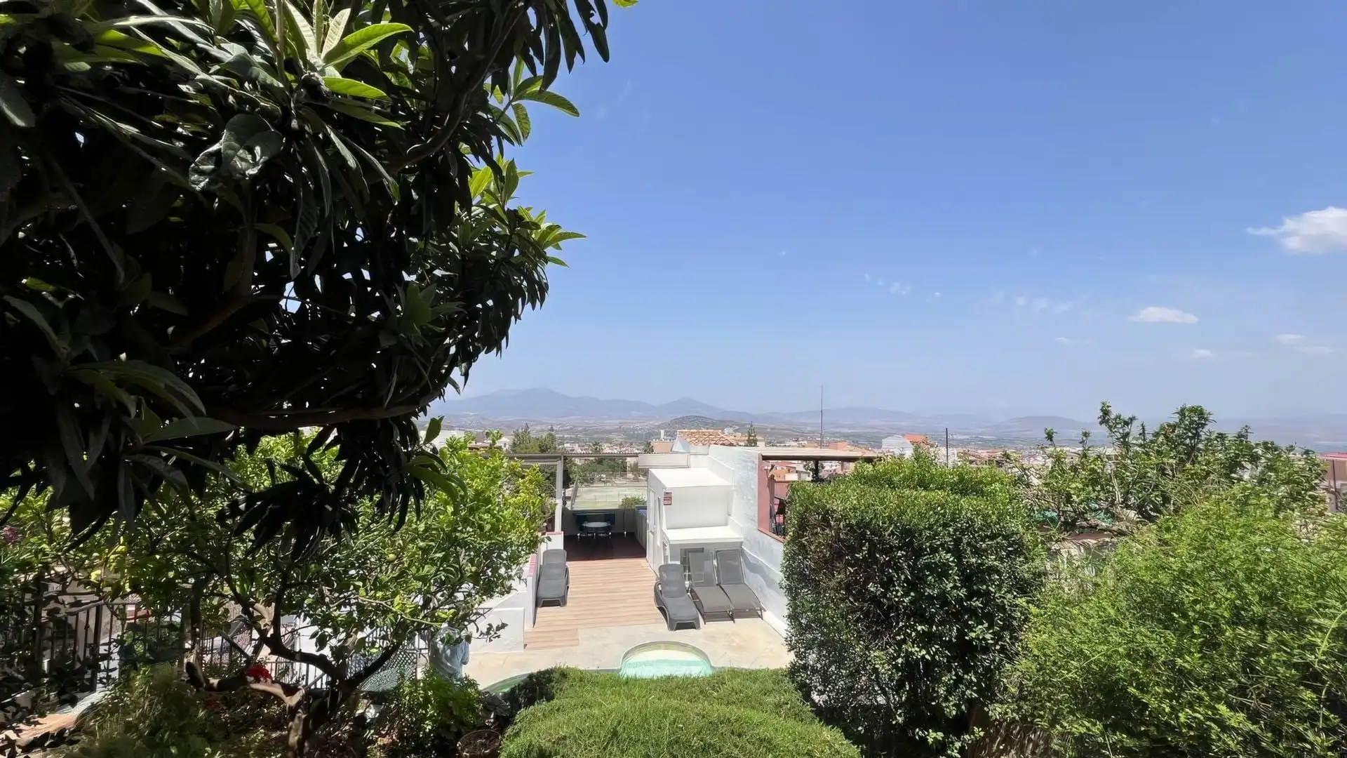 Terrassa de Casa adosada en venda en Alhaurín El Grande amb Aire condicionat i Piscina